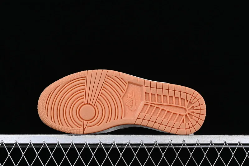 All categories Air Jordan Jordan series basketball shoes Air Jordan 1 Low Z version Air Jordan 1 Low OG AJ1 Joe 1 white and blue crackle low-top cultural casual sneakers CZ0790-141